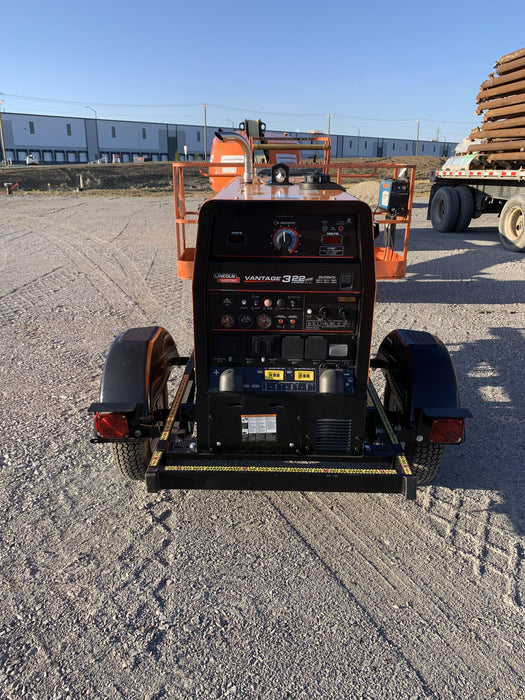 2021 Lincoln Electric Vantage 322 Vantage 322 Ready Pak 3 w/ Decals, ORANGE (includes trailer, cable rack, fender light kit) NO Telematics