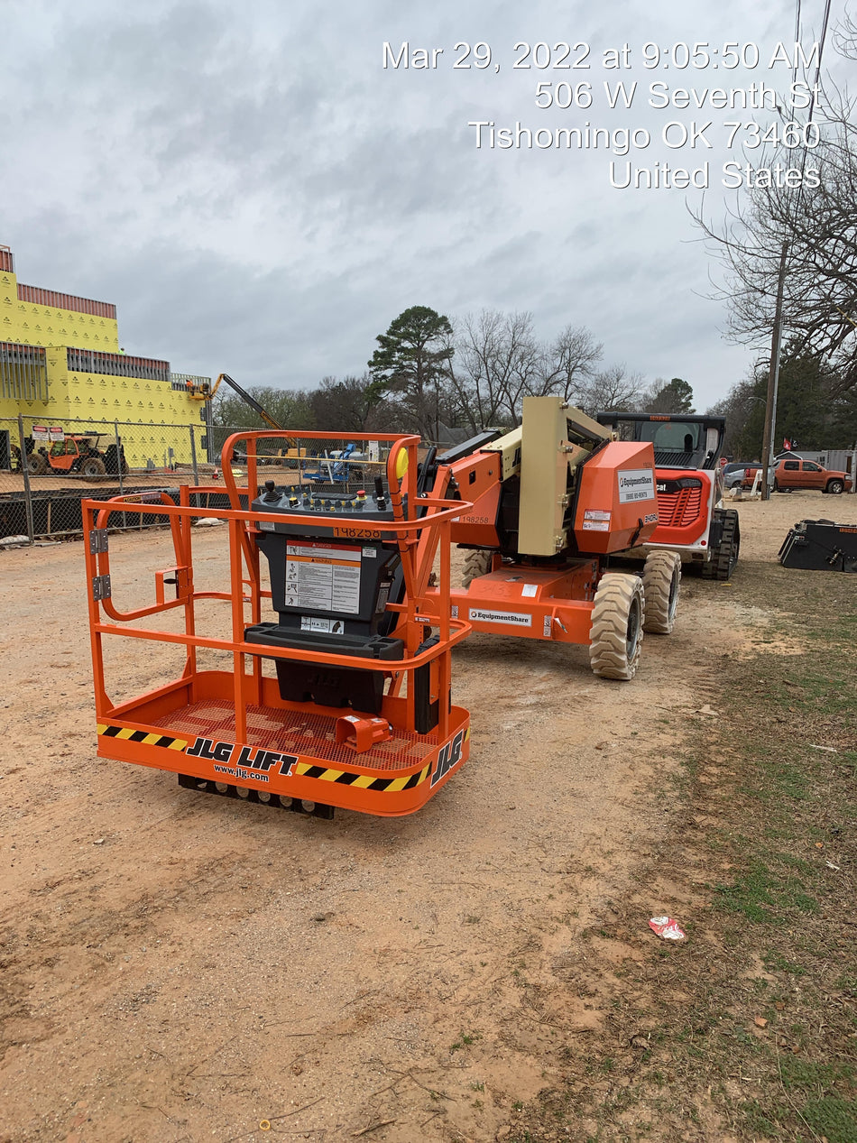 2022 JLG 340AJ