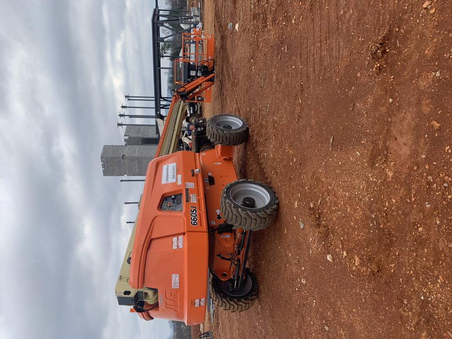 2020 JLG 660SJ