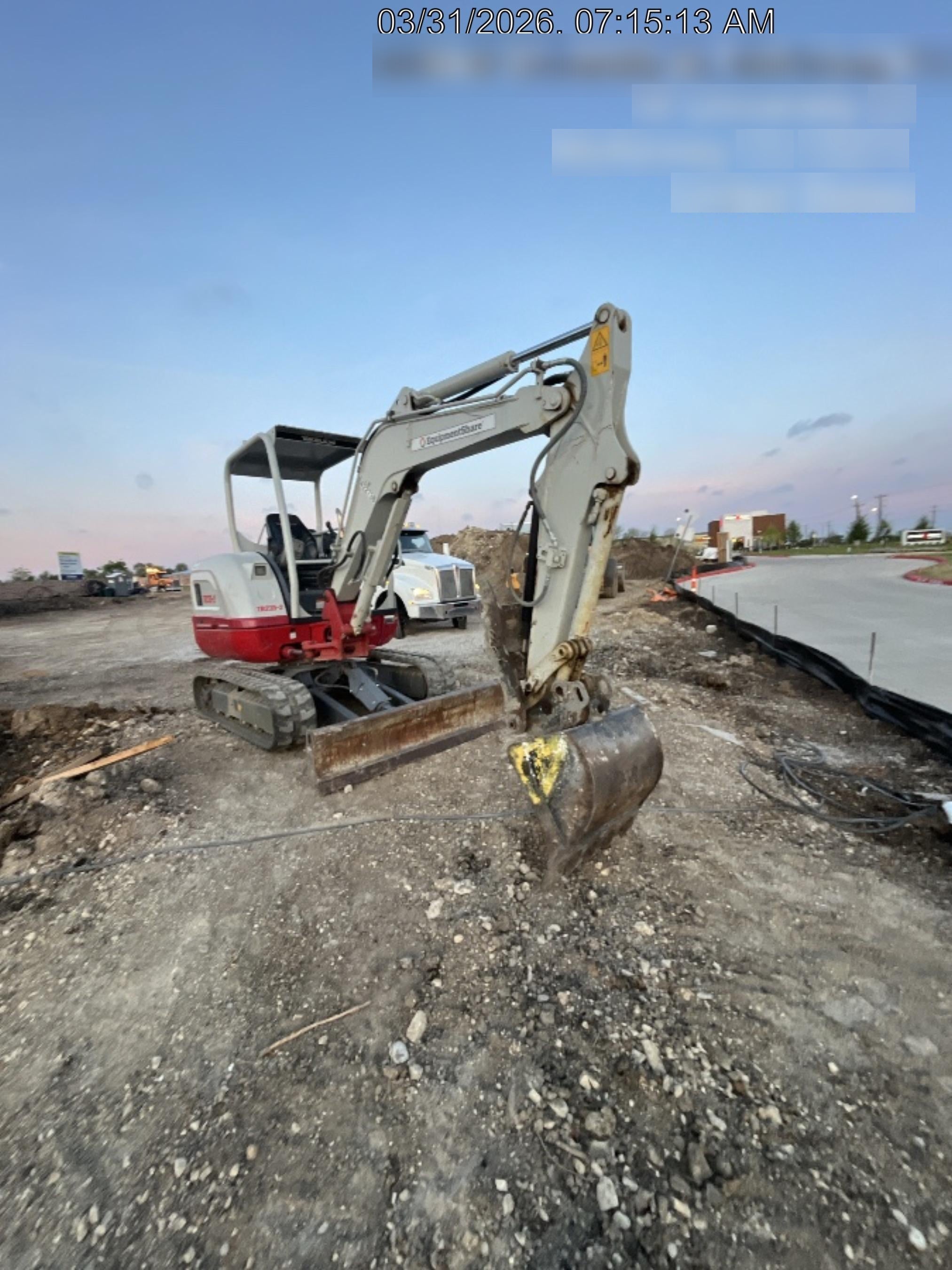 2024 TAKEUCHI TB235-2R
