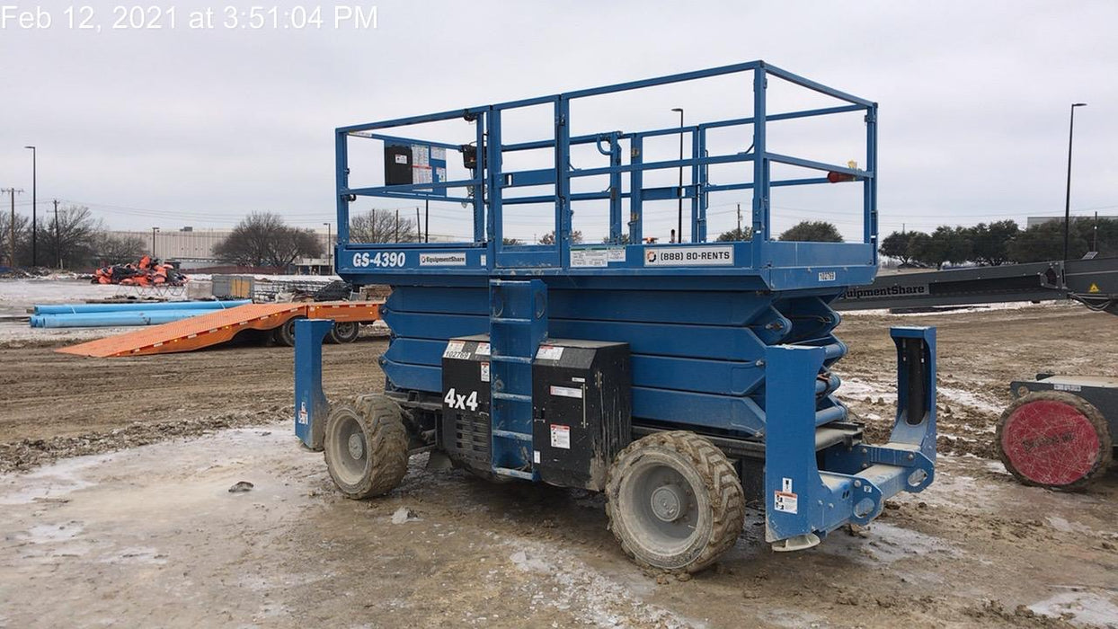 2020 GENIE GS-4390 RT