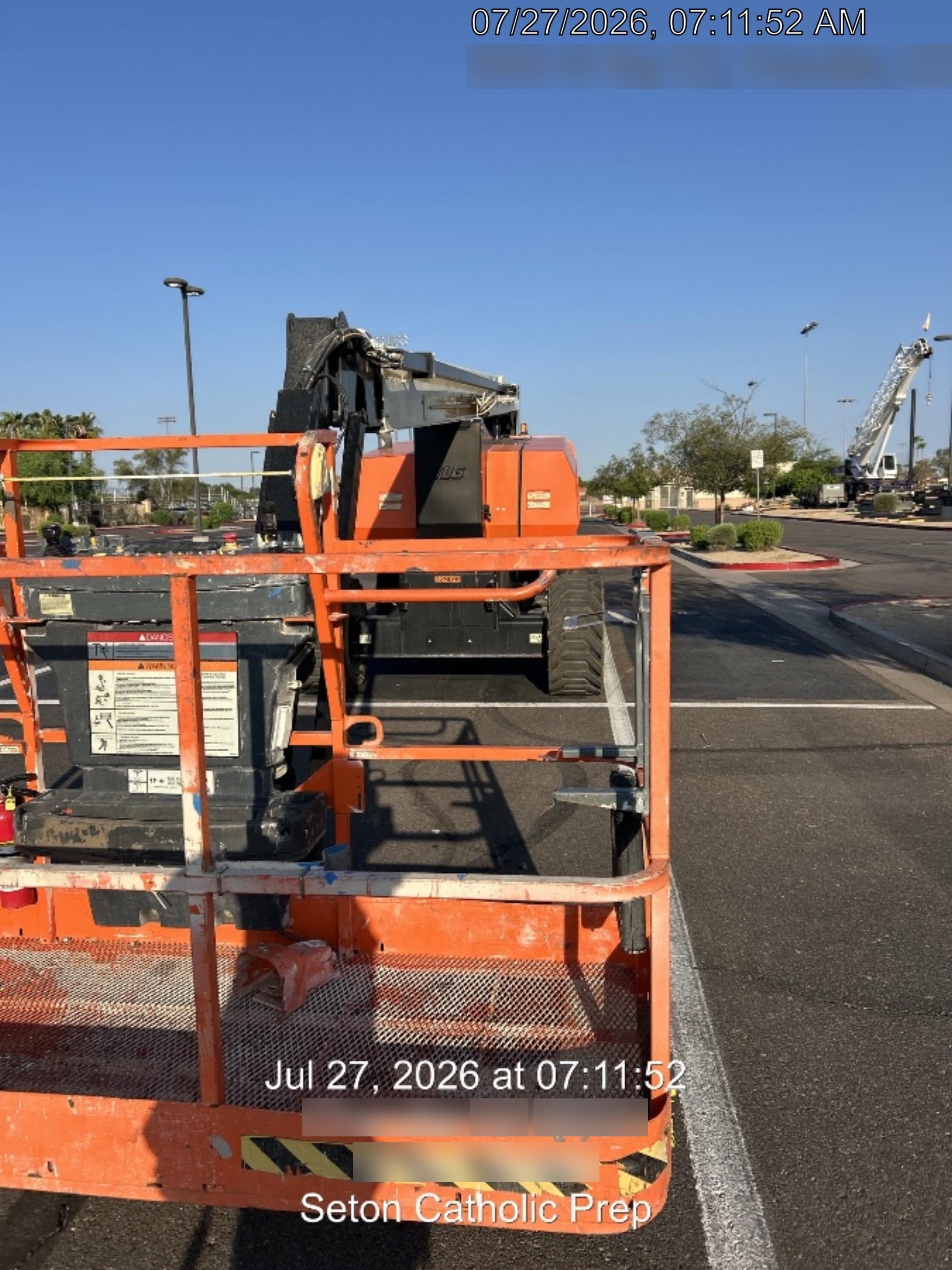 2023 JLG 800AJ