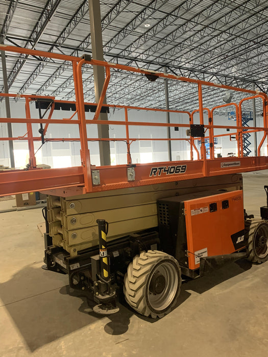 2021 JLG RT4069