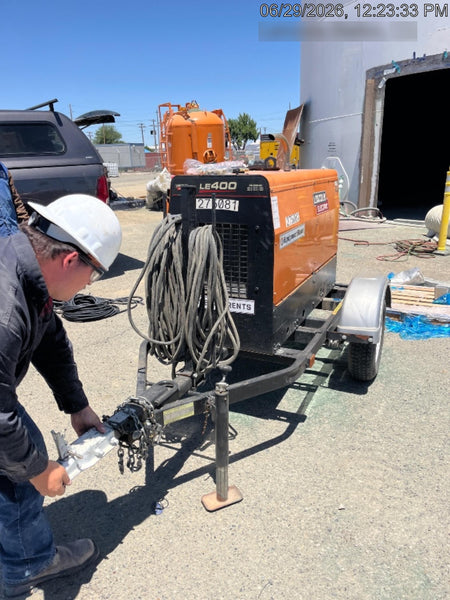 2022 Lincoln Electric LE400 Kubota V1505, Trlr, Cable Rack, Light Kit, ES Decals, T3