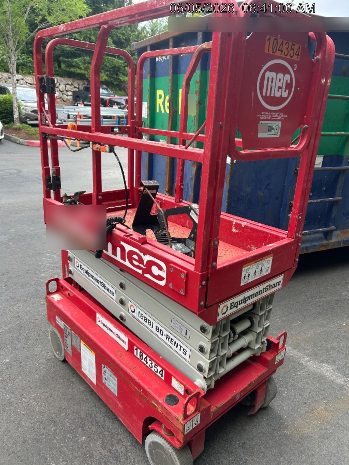 2020 MEC 1330SE Solid NM Tires, Steel Swing out Doors, LCS, Beacon, 900W Inverter