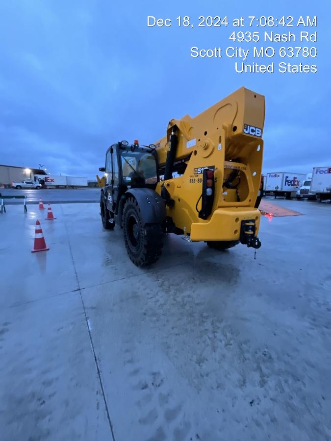 2025 JCB 510-56