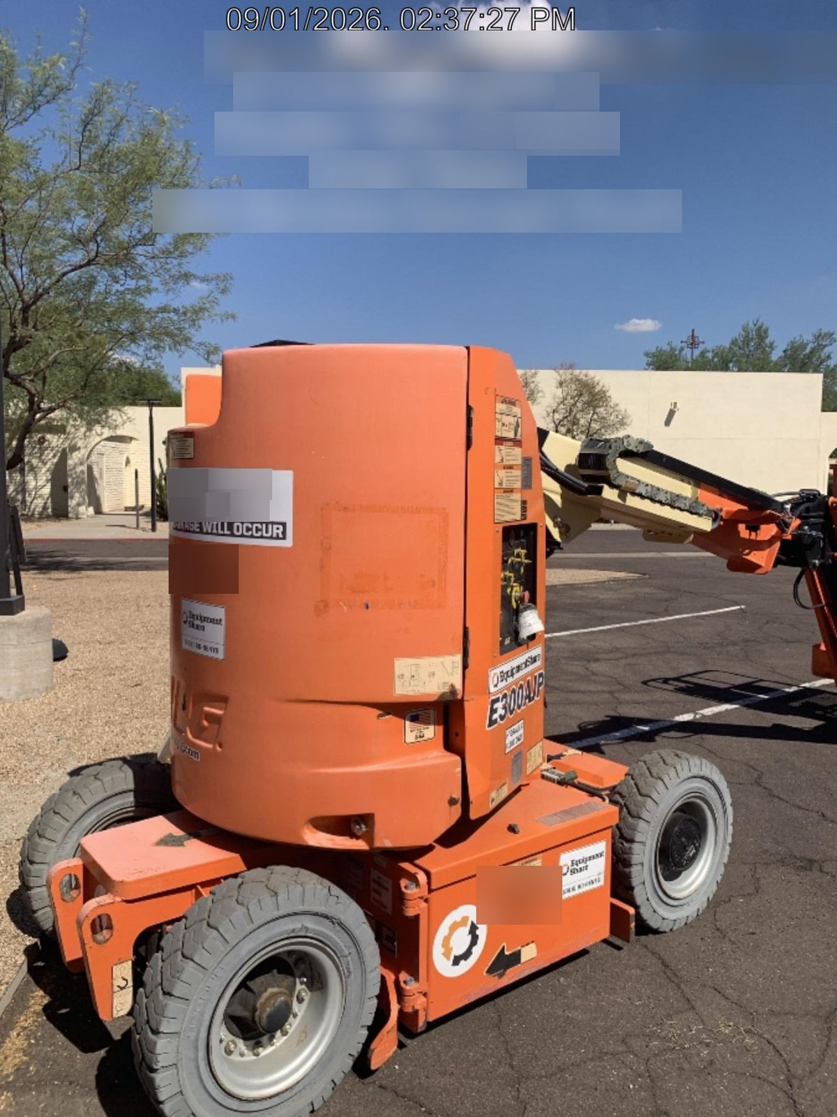 2019 JLG E300AJP