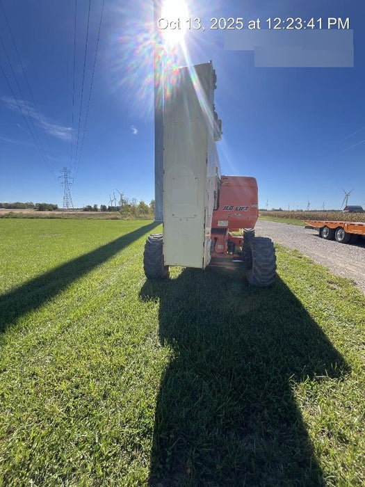 2019 JLG 800AJ