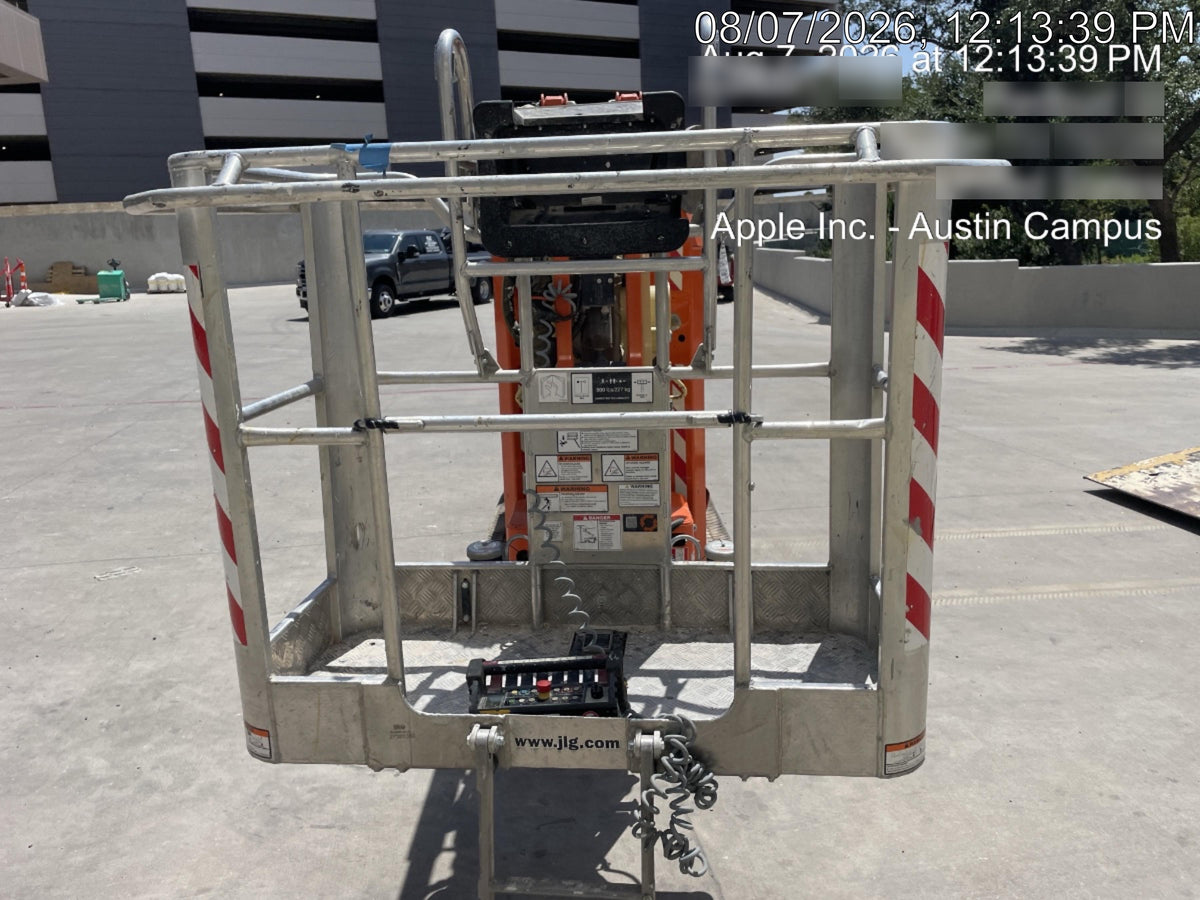 2021 JLG X600AJ