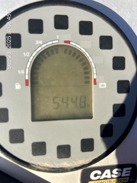 2021 CASE DV26E