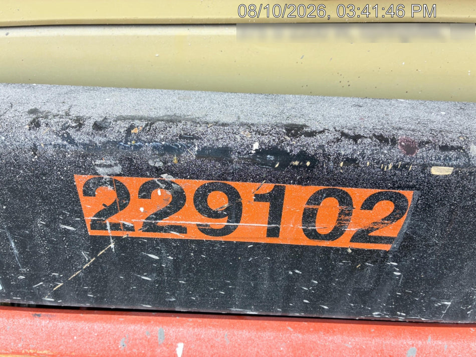 2022 JLG ES1932