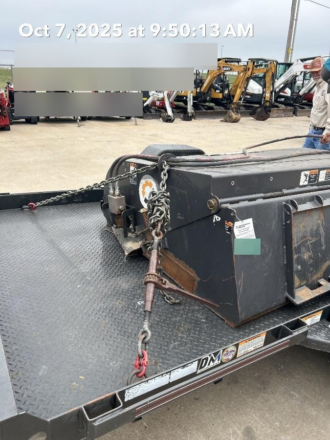 2019 PALADIN Sweepster SB72