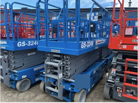 2022 GENIE GS-3246