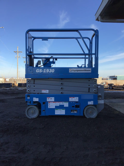 2019 Genie GS-1930 Fixed rails with chain Entry