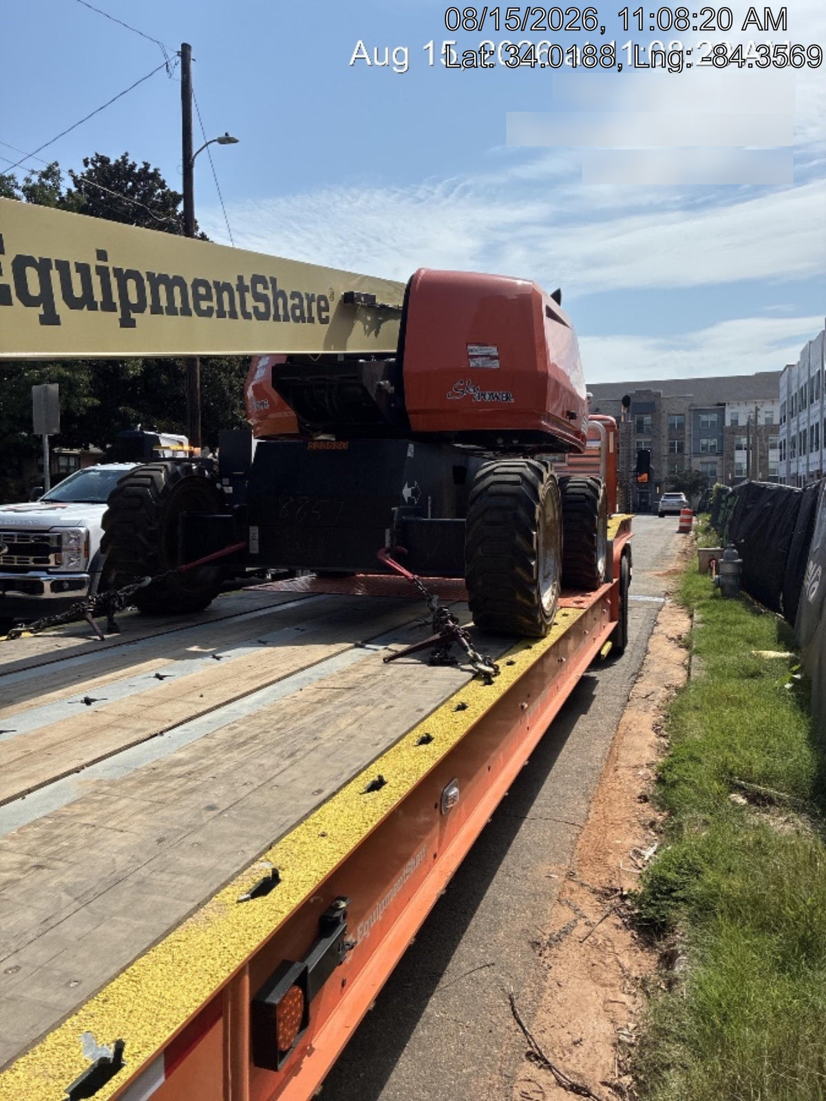 2025 JLG 660SJ