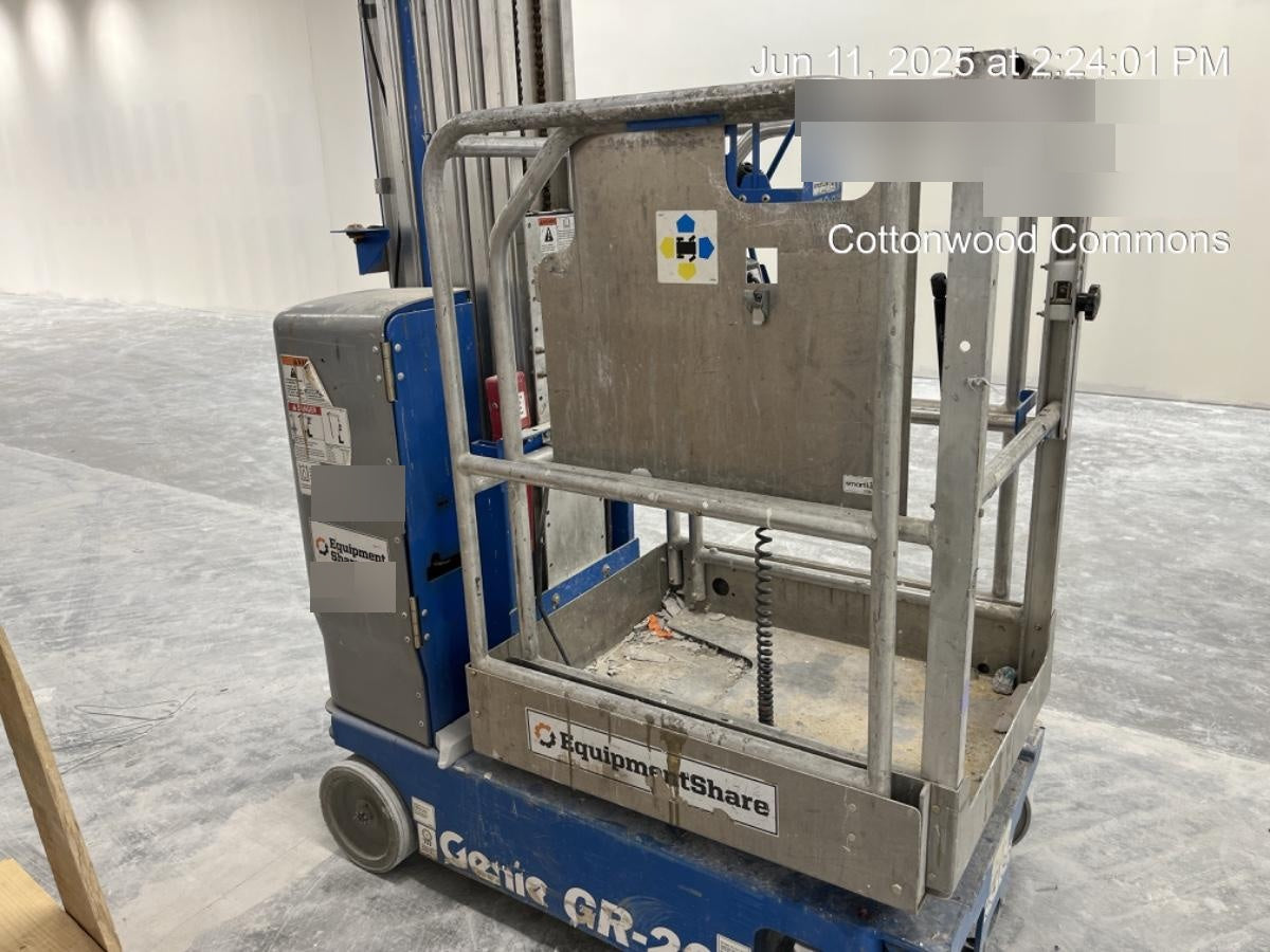 2019 GENIE GR-20