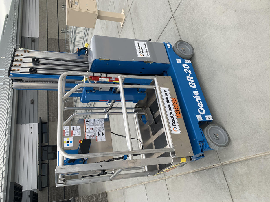 2021 GENIE GR-20