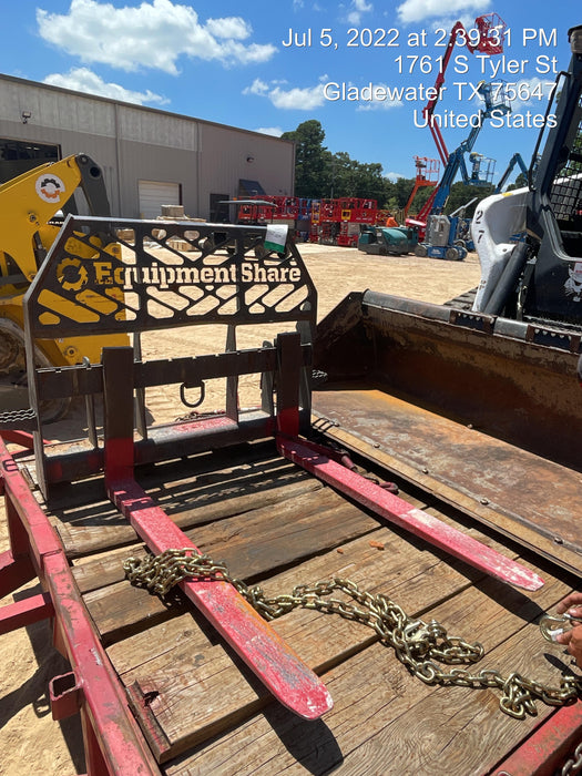 2020 EMKAY 48" Pallet Forks - Emkay