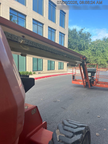 2021 JLG 660SJ