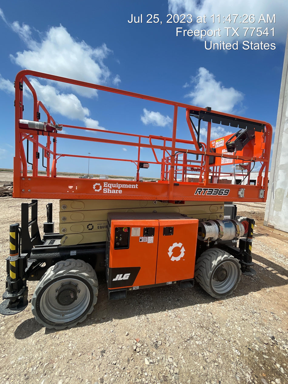 2023 JLG RT3369