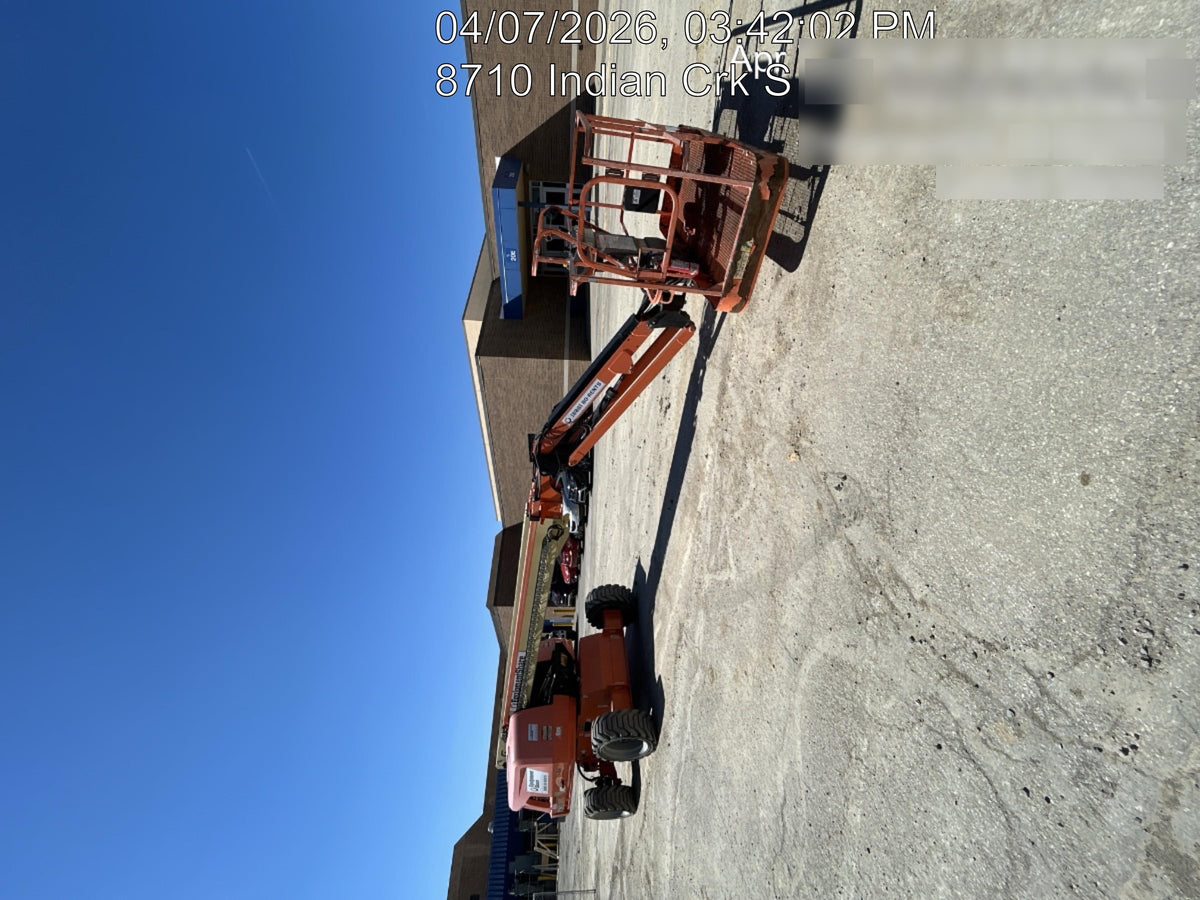 2019 JLG 660SJ