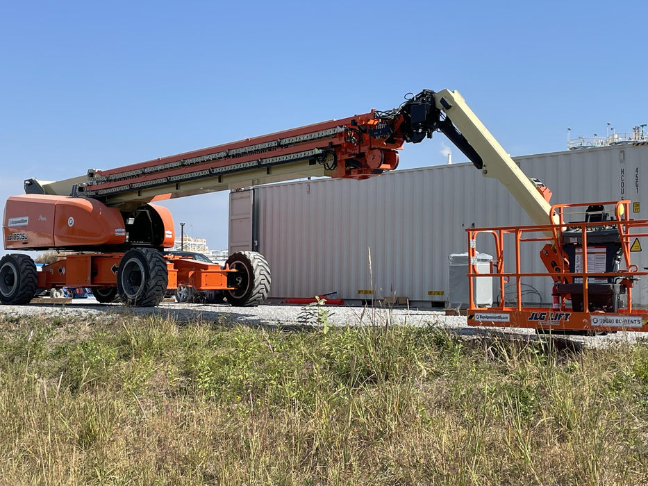 2022 JLG 1850SJ