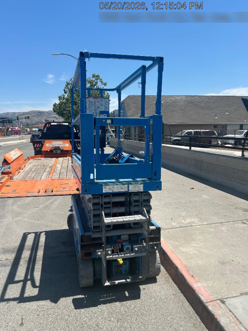2020 Genie GS-1930 Solid Non Marking Tires, Beacon, Folding rails with half height swing gate, 800W Inverter