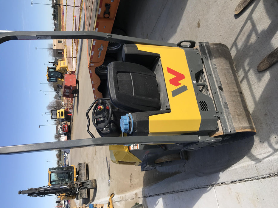 2019 WACKER NEUSON RD12A