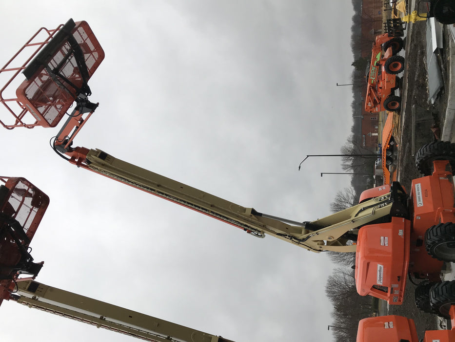 2019 JLG 660SJ