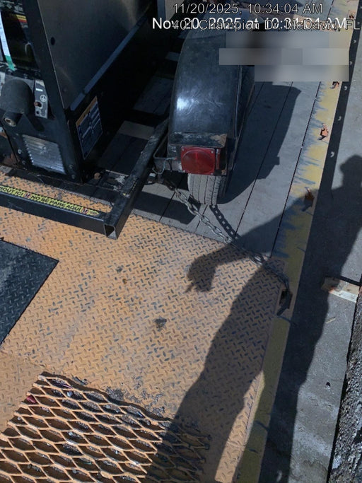 2019 Lincoln Electric Vantage 322 Welder Ready-Pak 3, Two wheel trailer, Fender and Light kit, Cable Rack