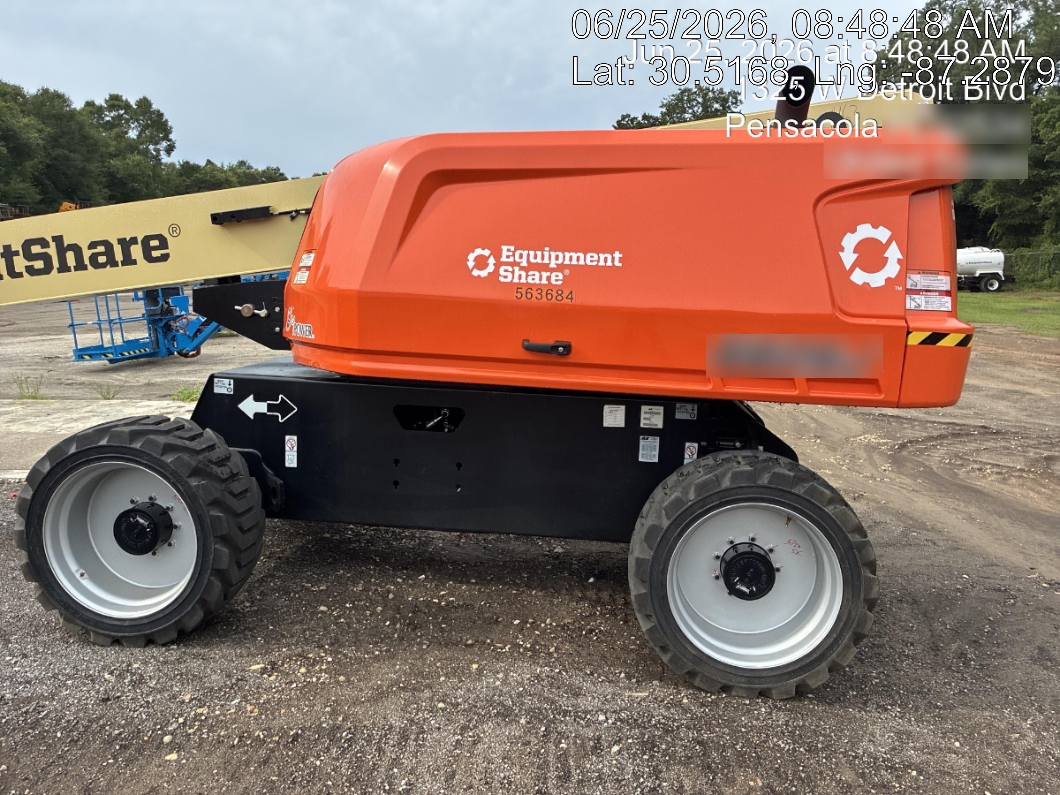 2025 JLG 660SJ