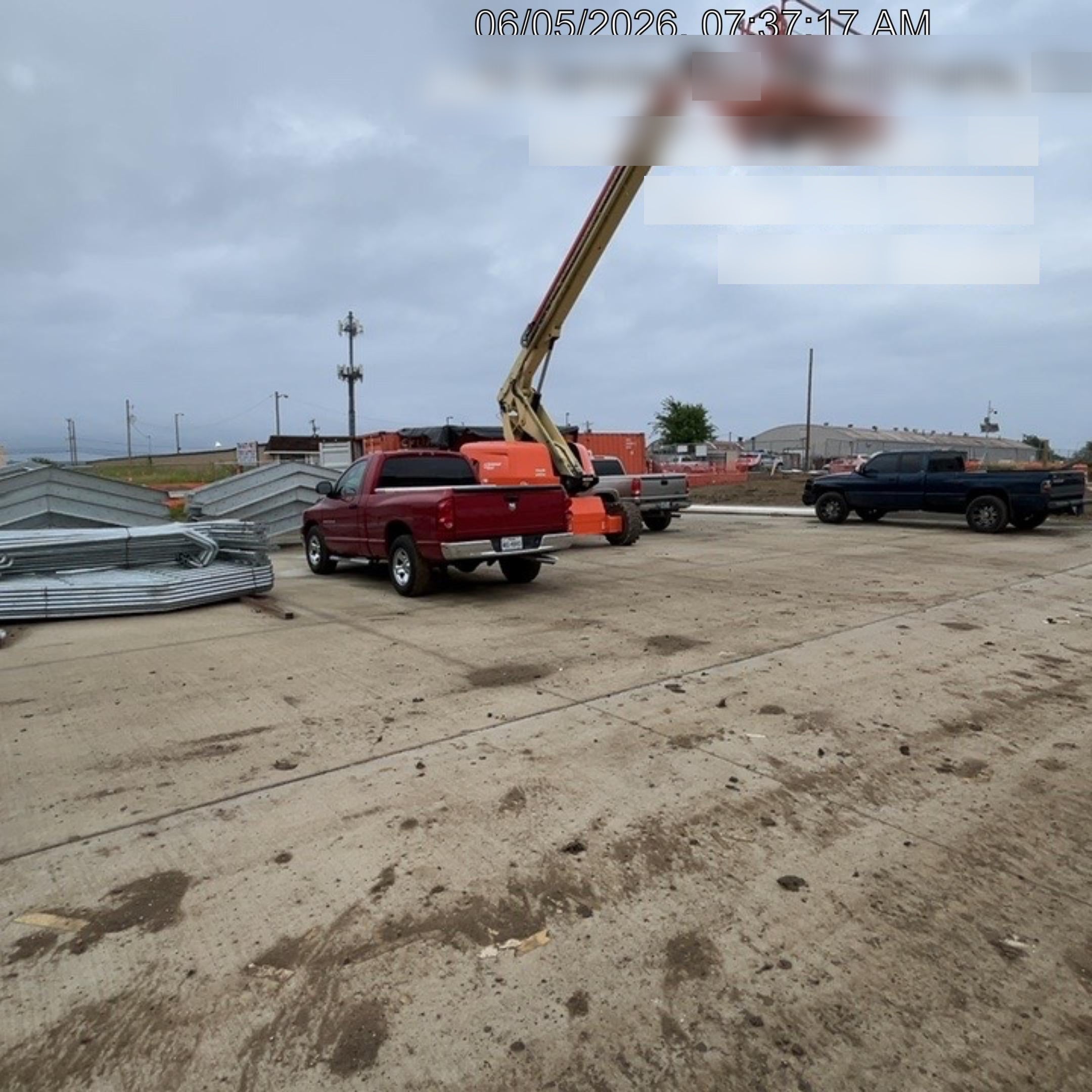 2022 JLG 660SJ