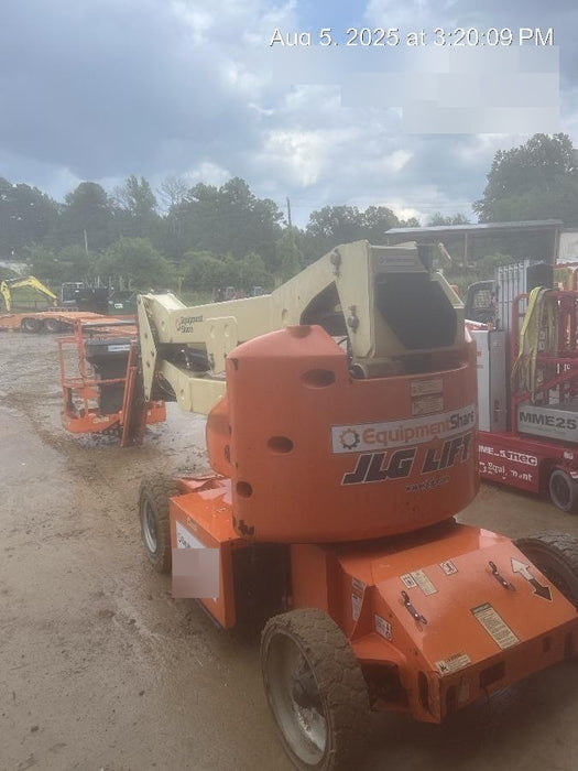 2019 JLG E400AJPN