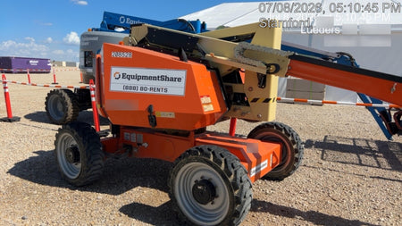2022 JLG 340AJ