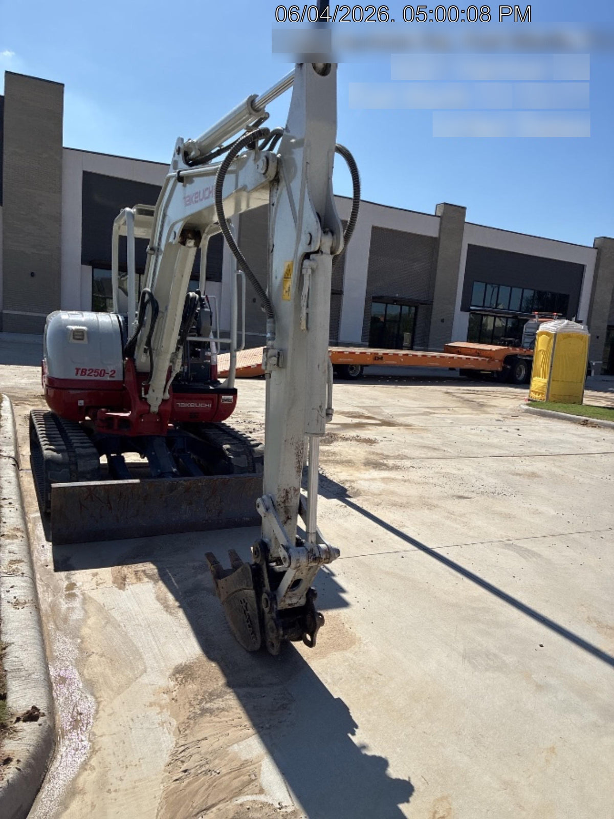 2025 TAKEUCHI TB250-2R