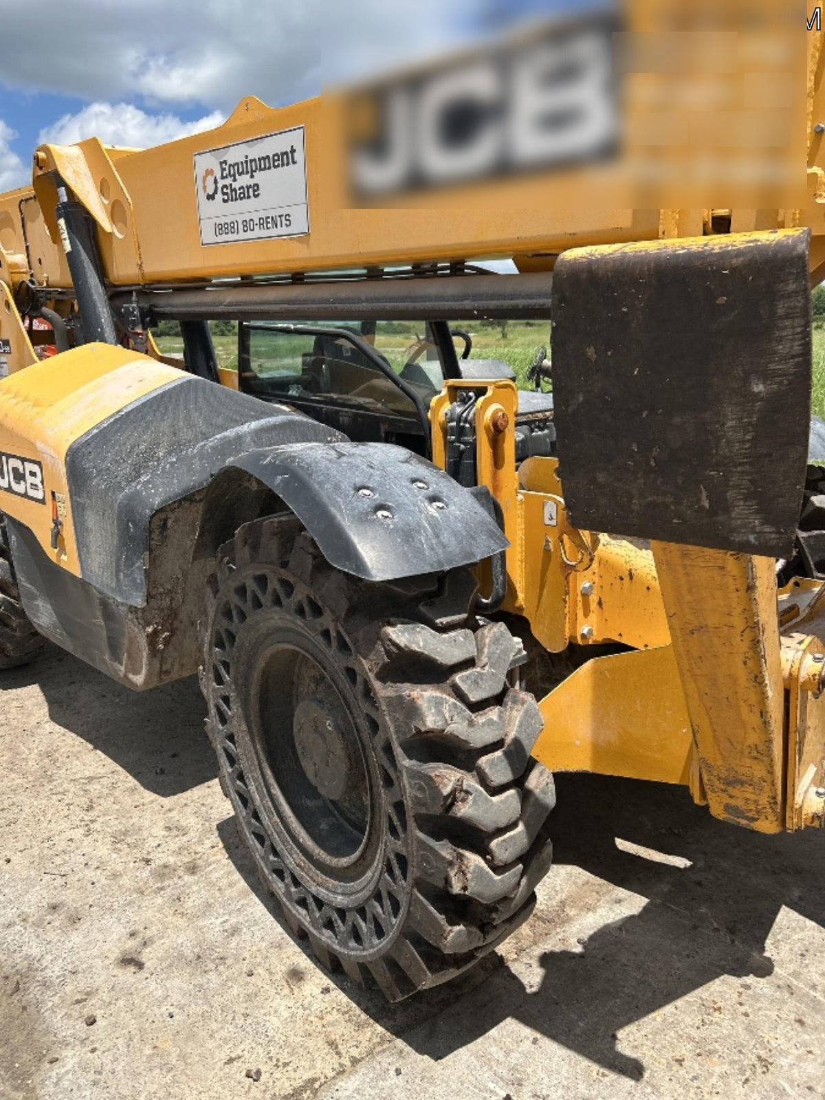 2019 JCB 510-56 74 HP w/Open ROPS, Beacon, Aux Hydraulics, Worklights, Solid Tires 60" Carriage/Forks