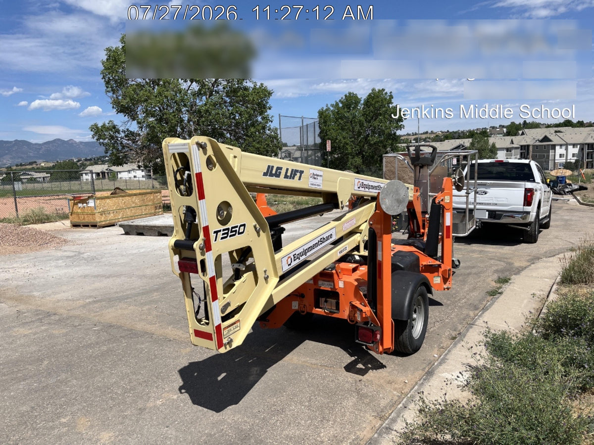 2021 JLG T350