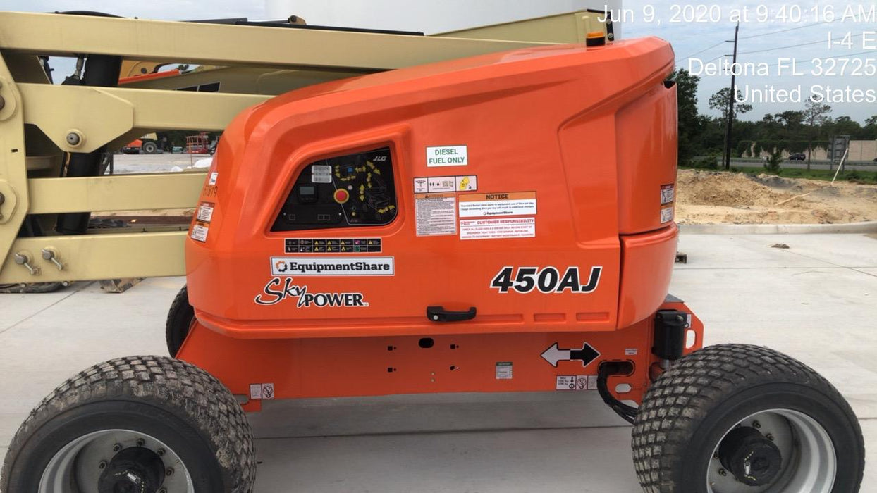 2019 JLG 450AJ
