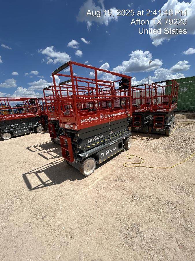 2025 SKYJACK SJ3226