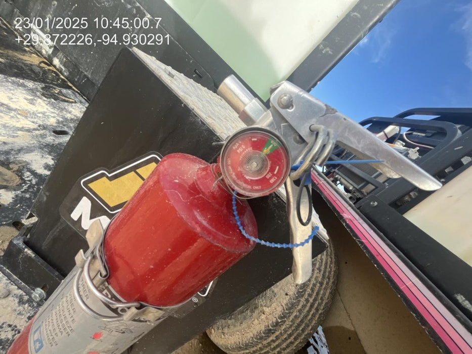 2024 MI-T-M CW-3004-0MKD / AW-9000-0003