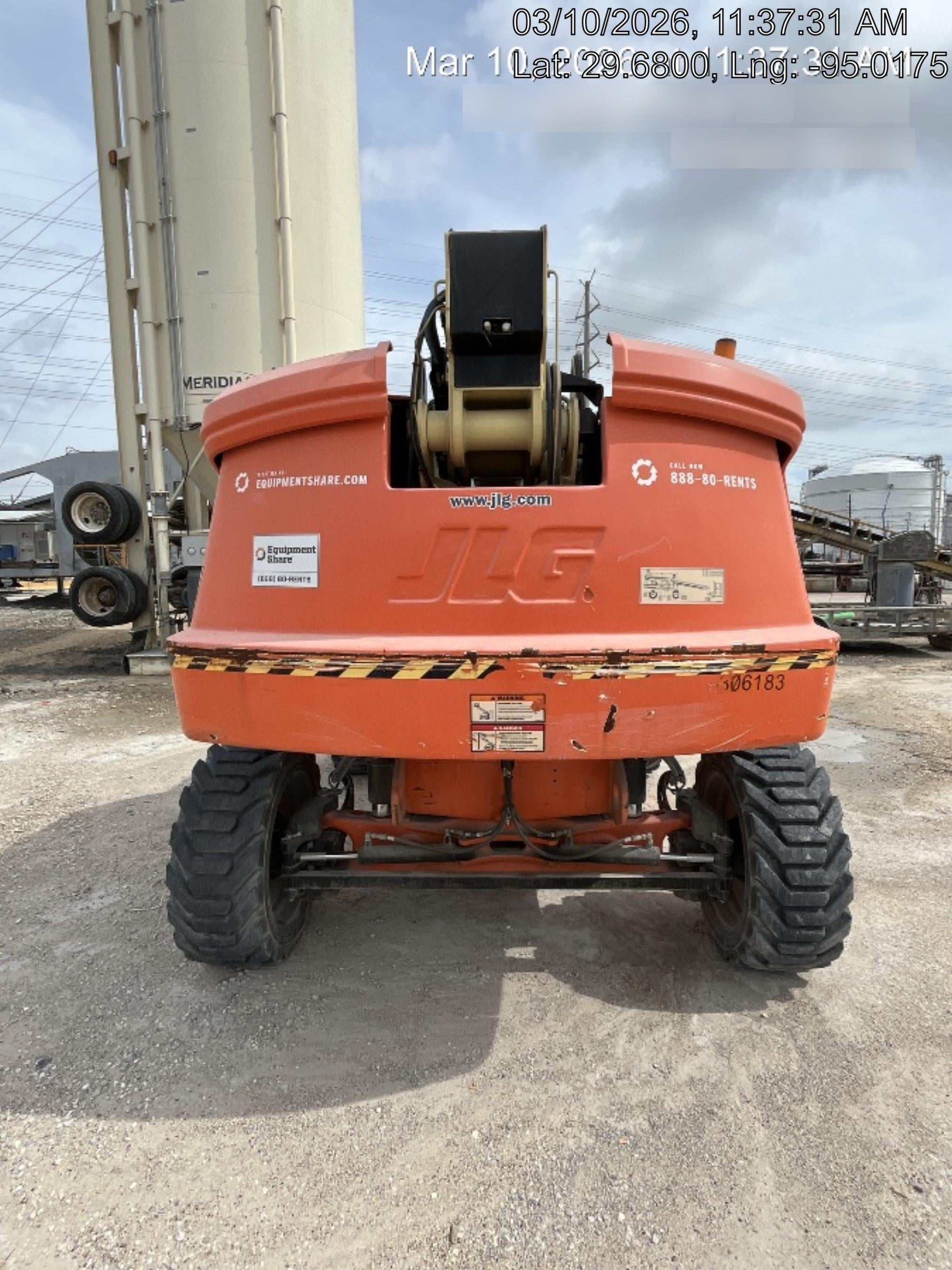 2023 JLG 660SJ