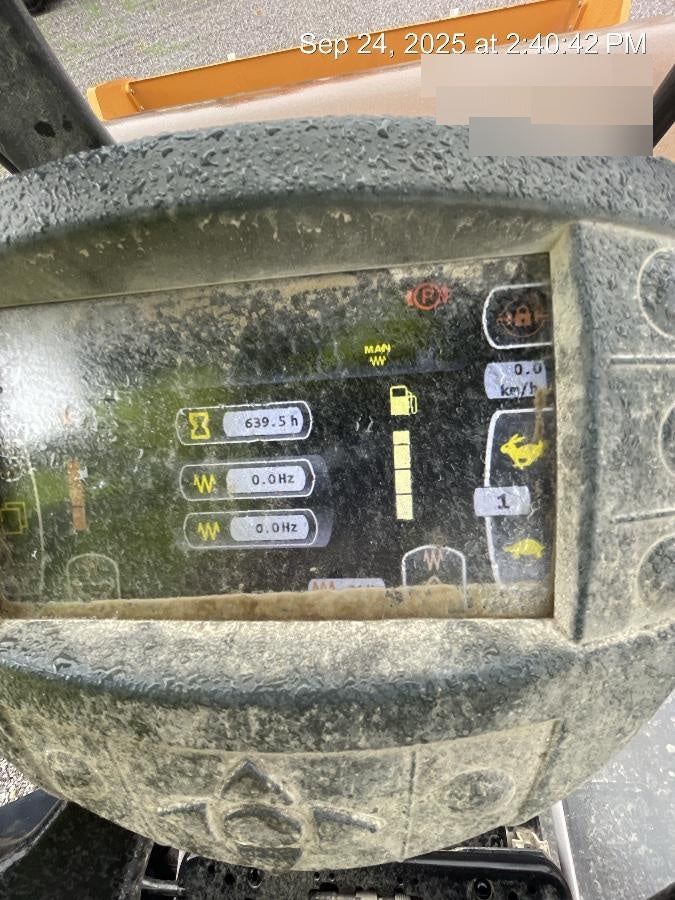 2023 CASE SV211E
