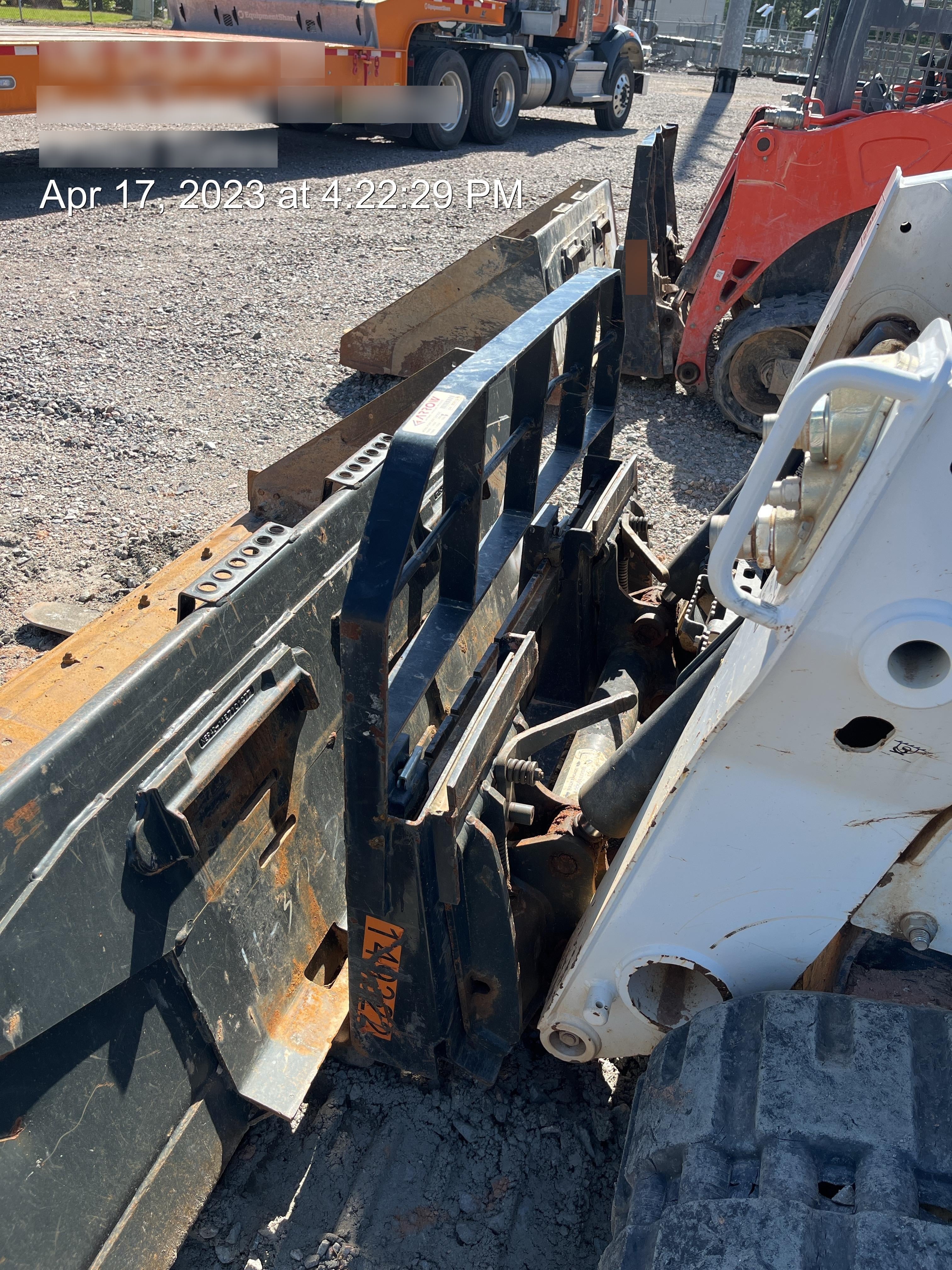 2021 ARROW MATERIAL HANDLING F5000