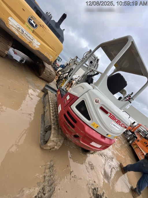 2021 TAKEUCHI TB250-2