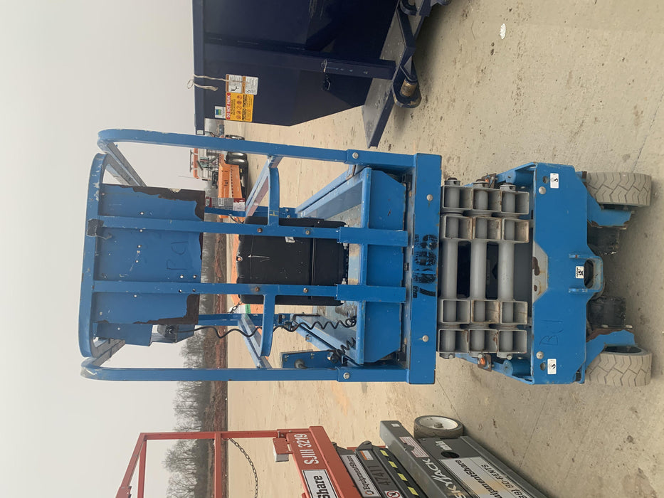 2017 Genie GS-1930 Genie GS-1930 Lift w/Fixed Rail and Chain Entry