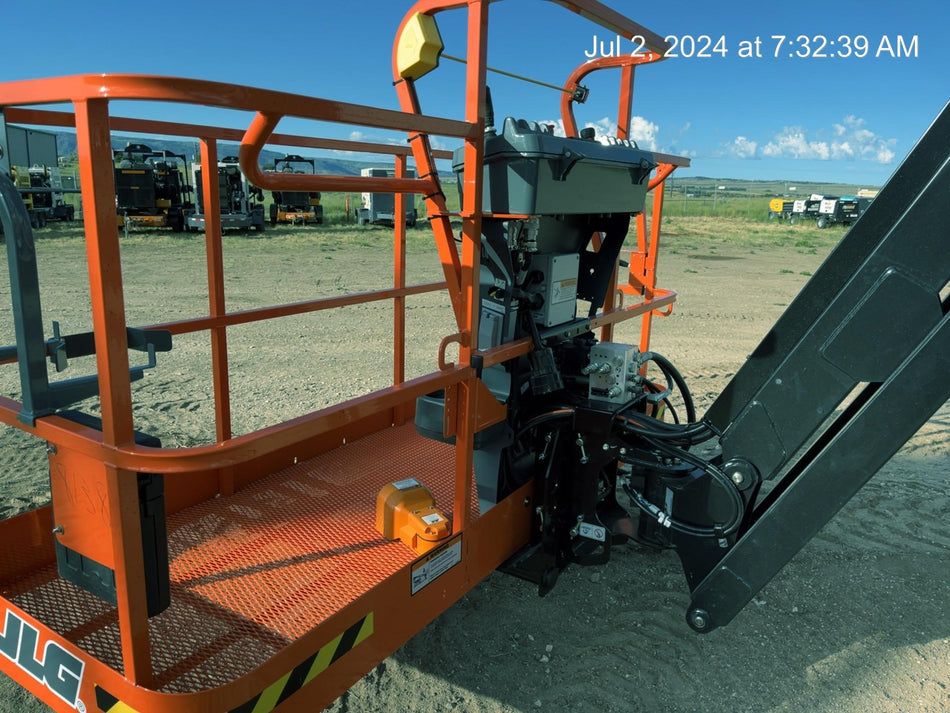 2024 JLG 660SJ