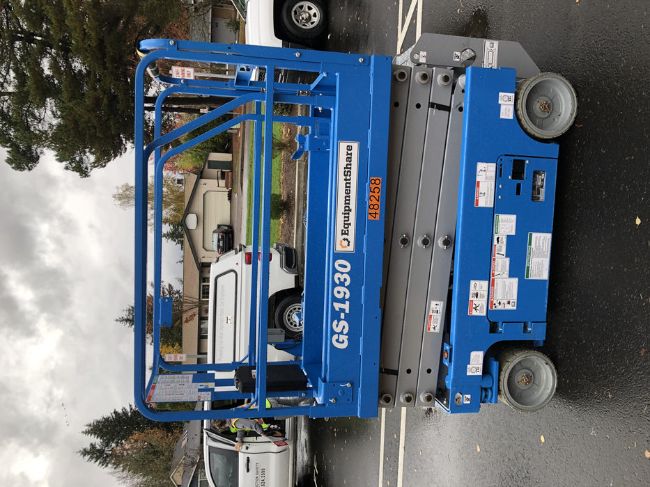 2019 Genie GS-1930 Half Height Swing Gate, 800W Inverter