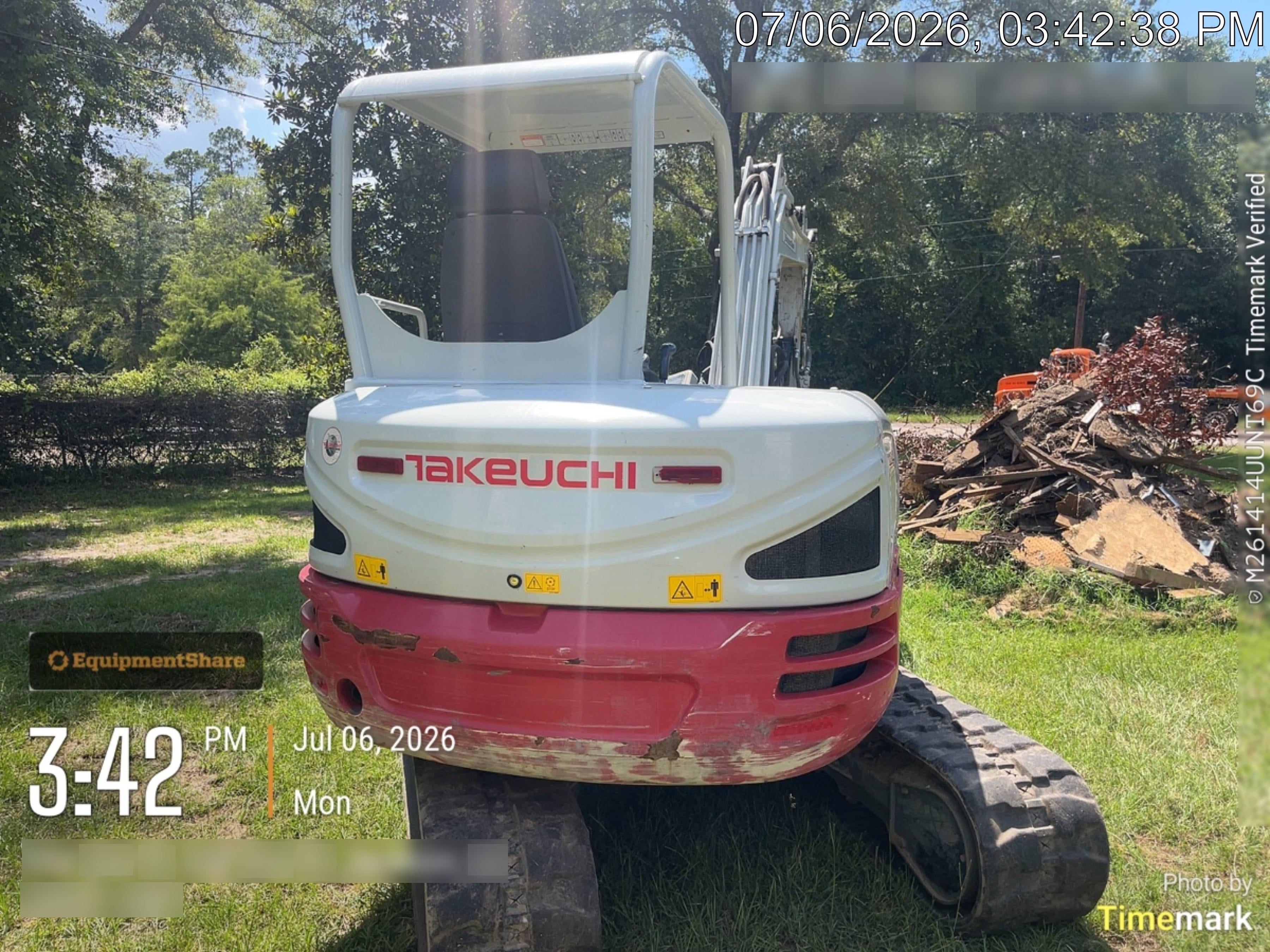 2023 TAKEUCHI TB250-2R