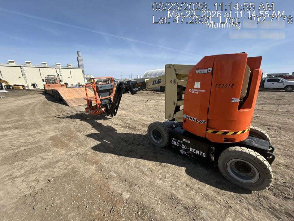 2025 JLG E300AJP