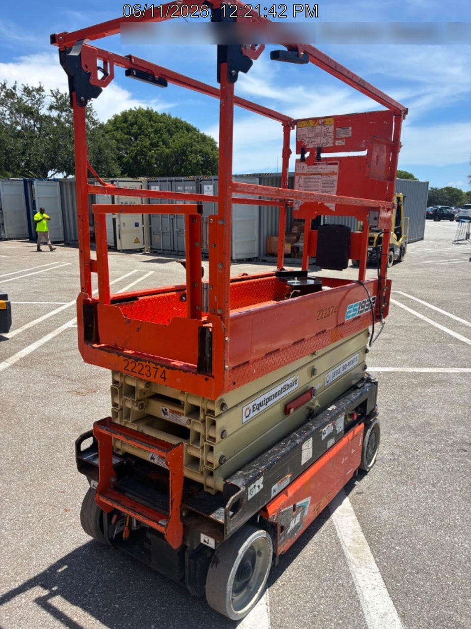 2022 JLG ES1932